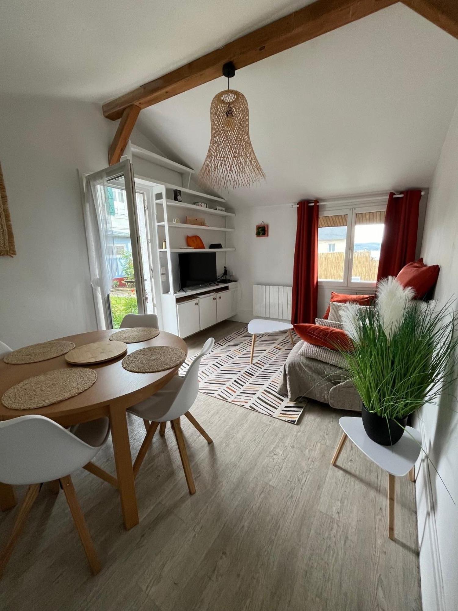 Lalyne- Maison De Charme Et Son Studio Trouville Sur Mer Exterior foto